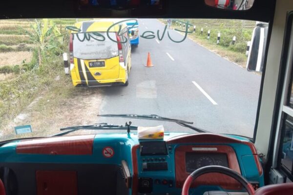 Sewa Bus Pariwisata Murah Jogja