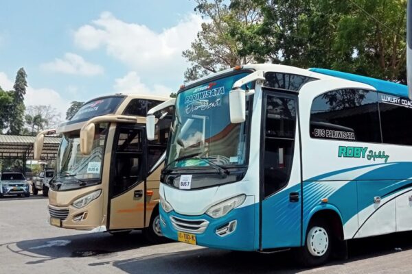 Sewa Bus Pariwisata No 1 di Jogja Terpercaya